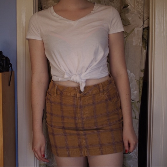 Adorable checkered skirt - Picture 5 of 5